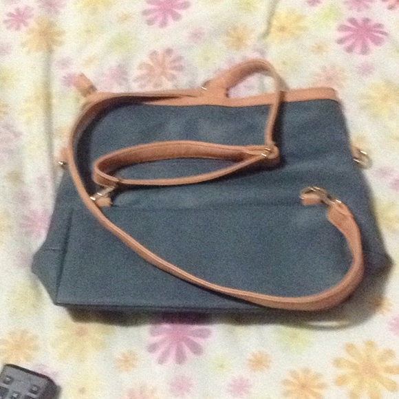 EGG 2 in one shoulder and backpack bag - Picture 2 of 2